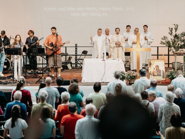 Gottesdienst mit Domkapitular